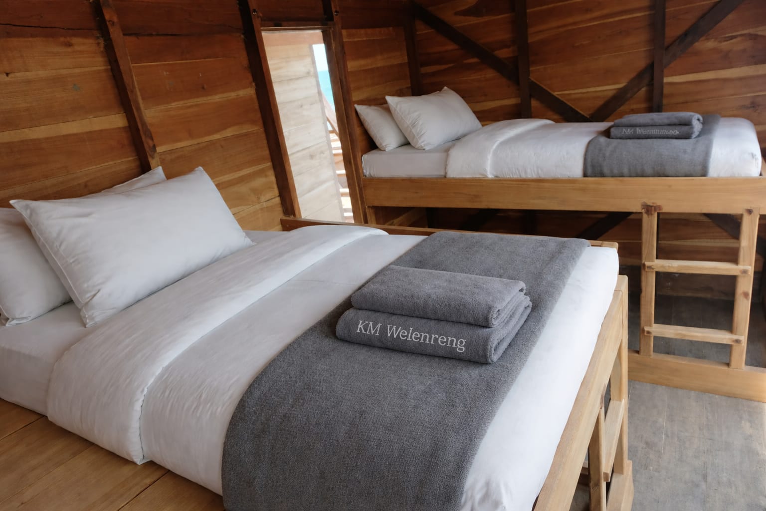 WELENRENG - Sharing Cabin Balcony