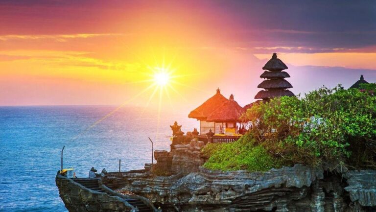 Bali Travel Guide: Best Places to Visit, Things to Do & Travel Tips